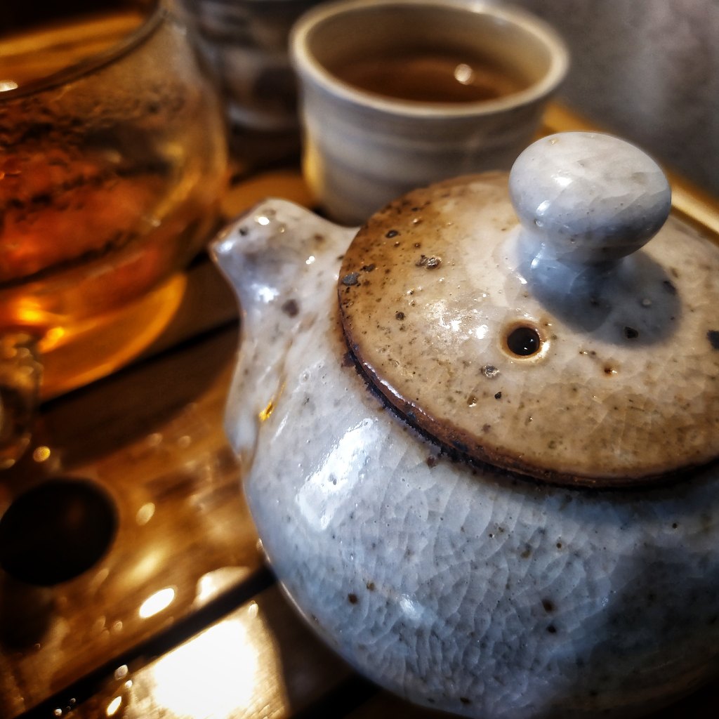 Drunk soliloquies about Nannuo in the shadow of a&nbsp;gushu